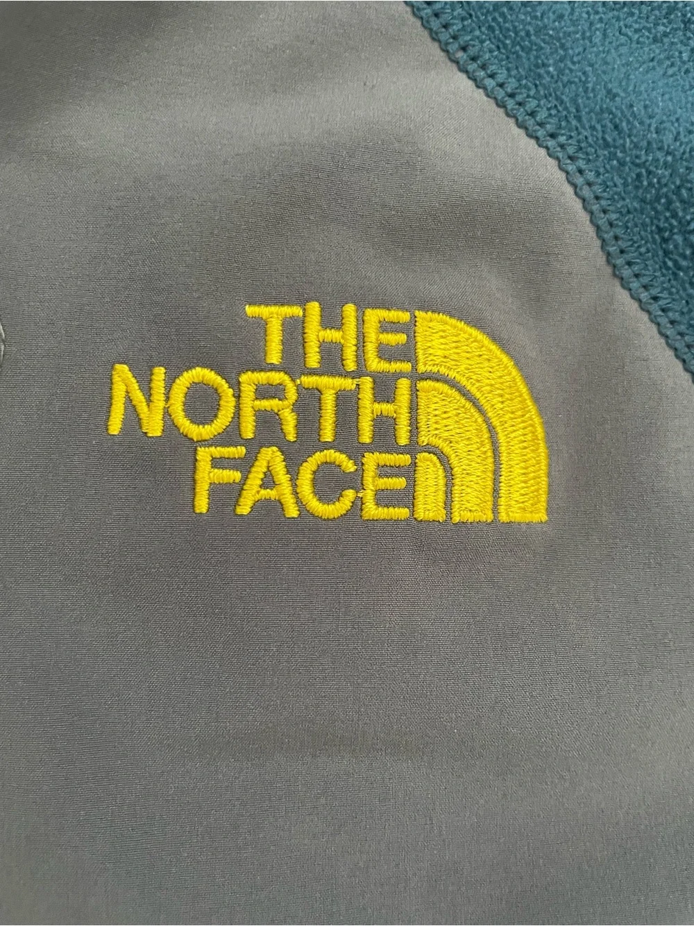 The North Face Pullover Fleece Men’s Small Half Zip Lightweight